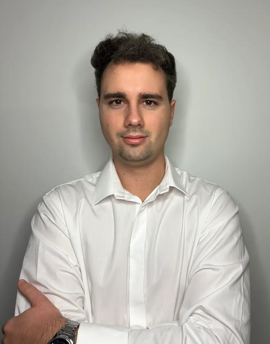 Dominik Nikrewicz, założyciel Mieszkaj Inteligentnie, ekspert systemów Loxone